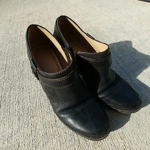 Naturalizer leather Boots